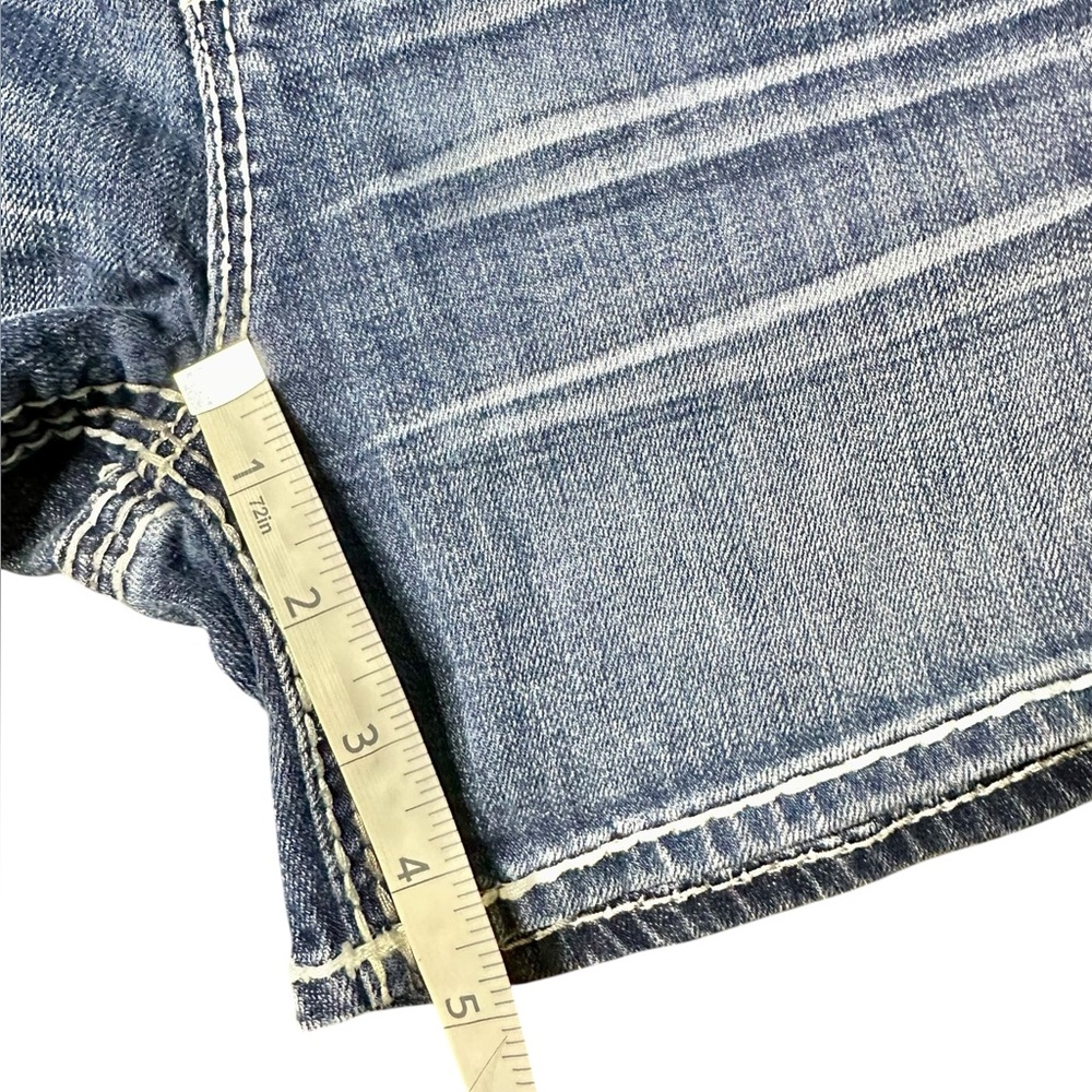 Rock Revival Scarlett Easy Shorts Size 27 Embroidered Denim - Picture 8 of 8